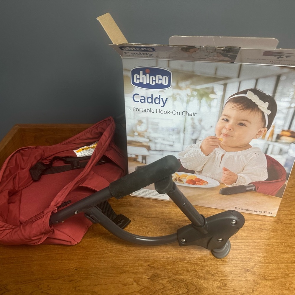 Chicco Caddy portable hook on chair